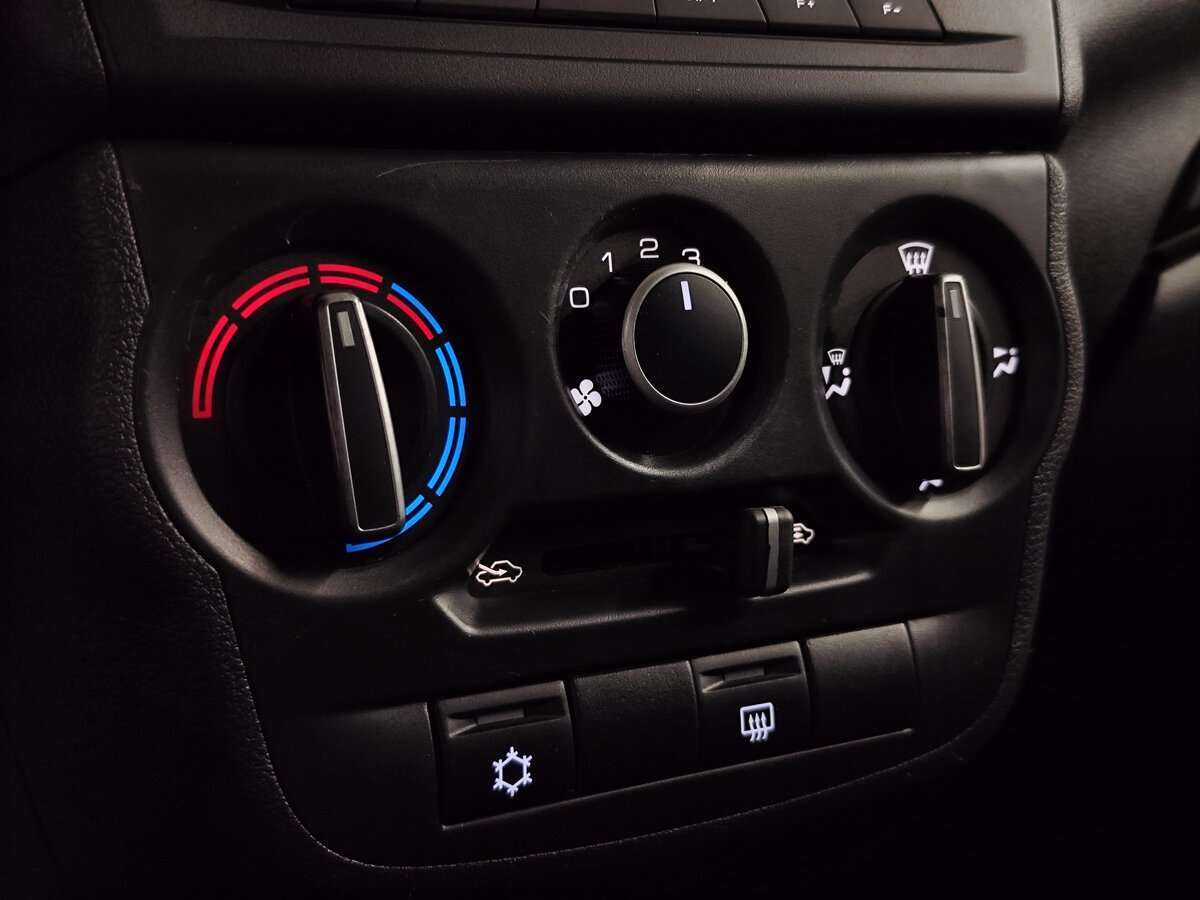 Lada (ВАЗ) Granta 2019 года с пробегом. Фото: #14