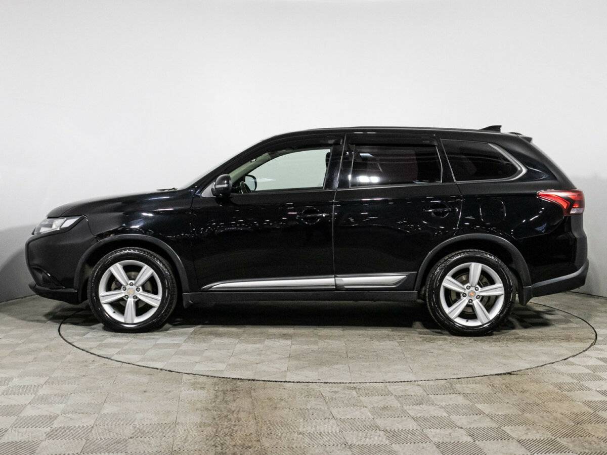 Mitsubishi Outlander 2017 года с пробегом. Фото: #7