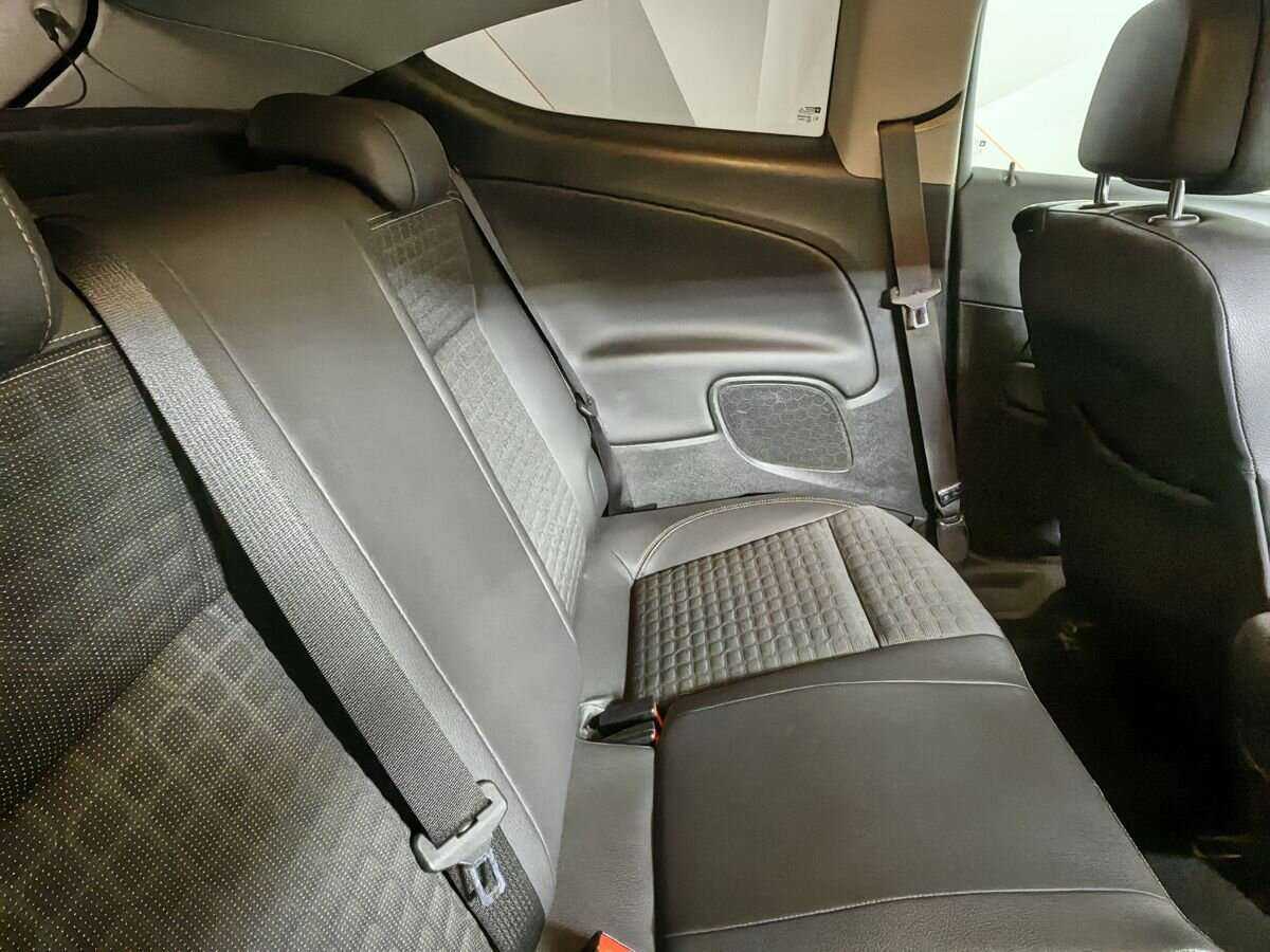 Opel Astra 2012 года с пробегом. Фото: #11