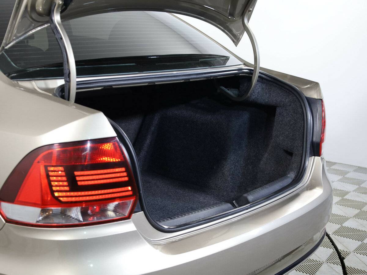 Volkswagen Polo 2017 года с пробегом. Фото: #18