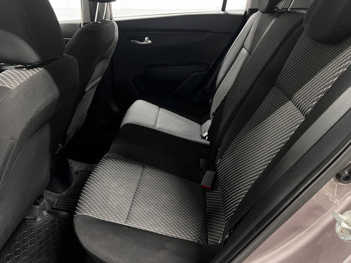 Kia Rio 2019 года с пробегом. Фото: #11