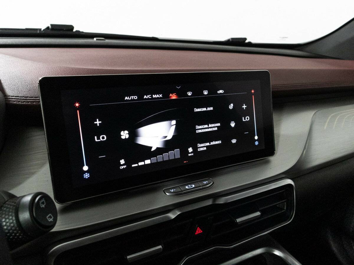 Geely Coolray 2022 года с пробегом. Фото: #18