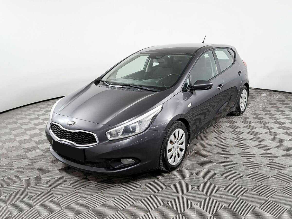 Kia Ceed 2013 года с пробегом. Фото: #0