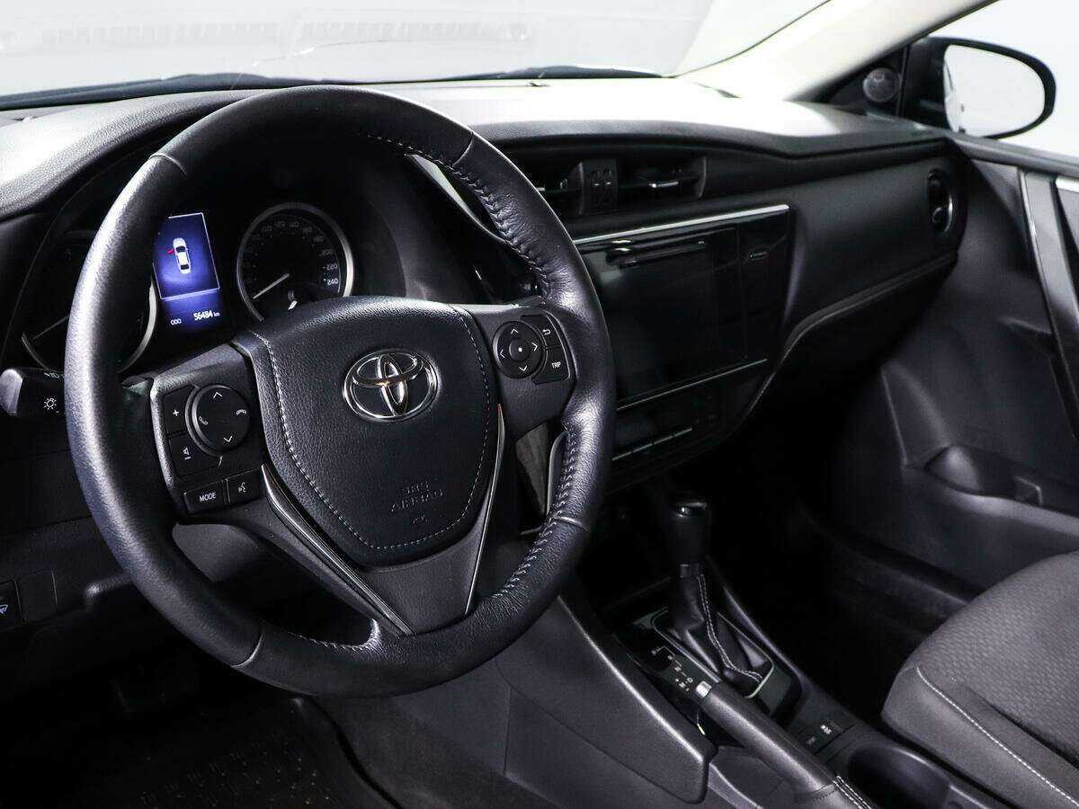 Toyota Corolla 2018 года с пробегом. Фото: #10