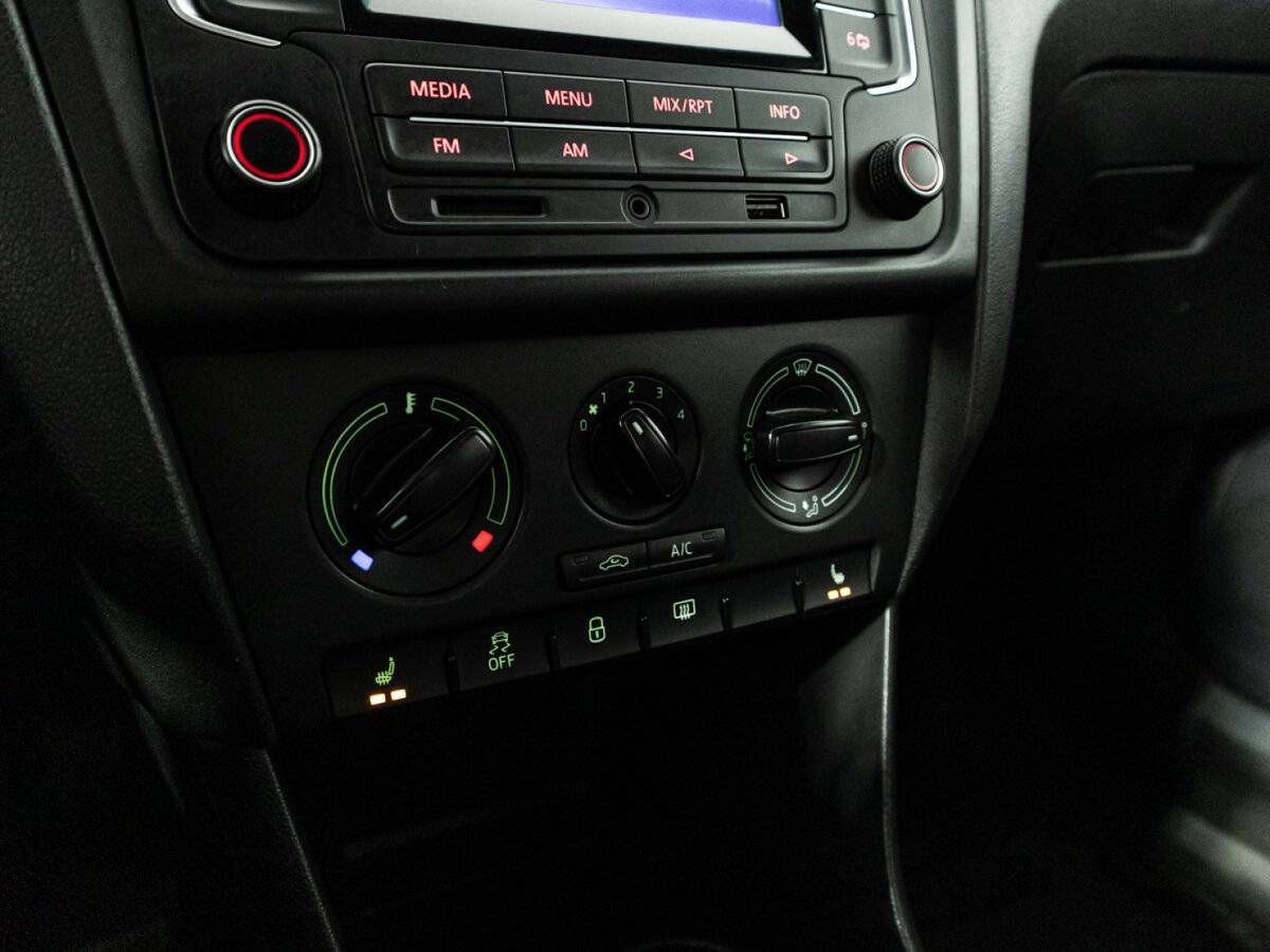 Skoda Rapid 2015 года с пробегом. Фото: #14