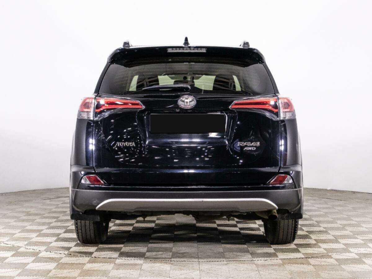 Toyota RAV4 2018 года с пробегом. Фото: #5