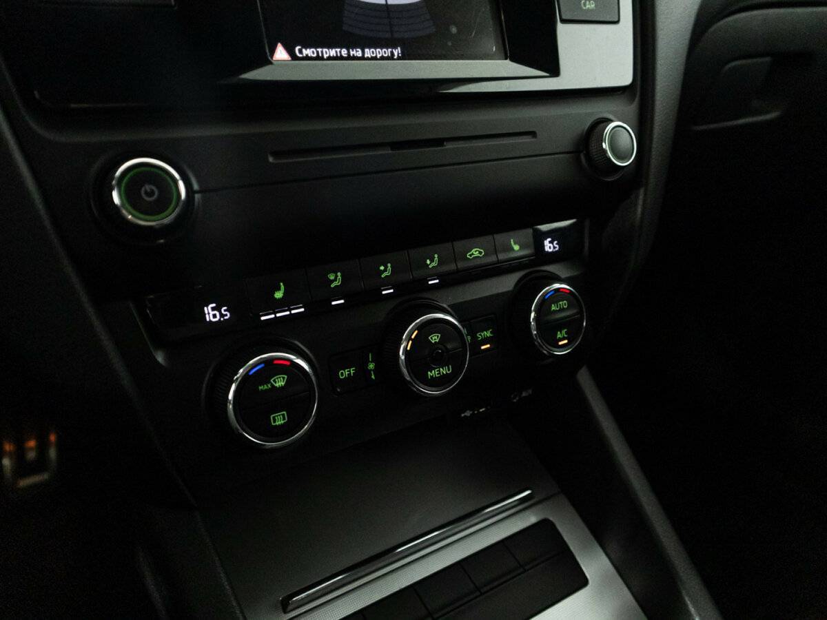 Skoda Octavia 2016 года с пробегом. Фото: #16