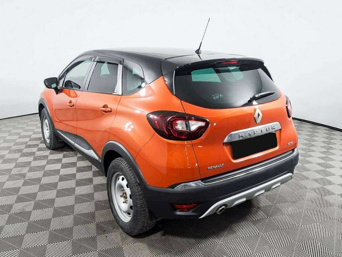 Renault Kaptur 2016 года с пробегом. Фото: #6