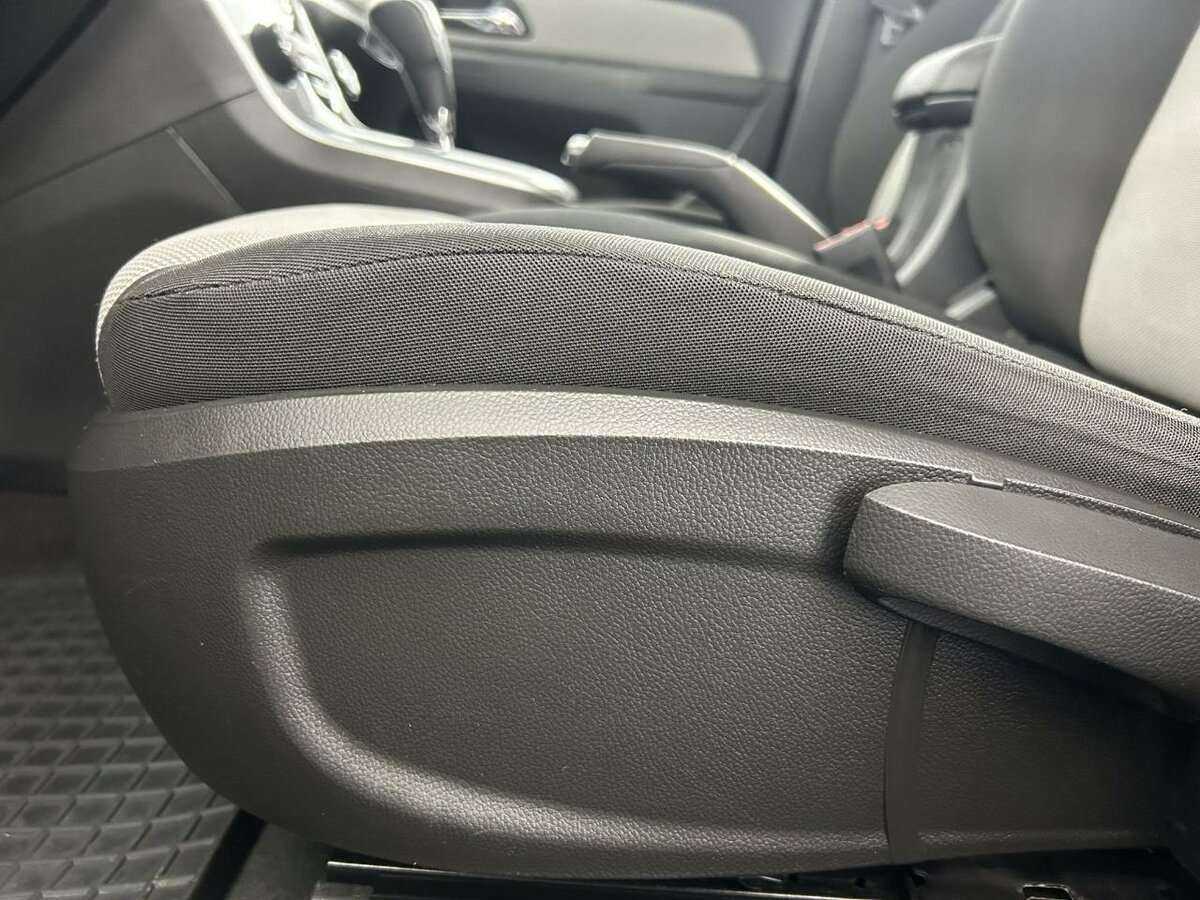 Chevrolet Cruze 2013 года с пробегом. Фото: #9