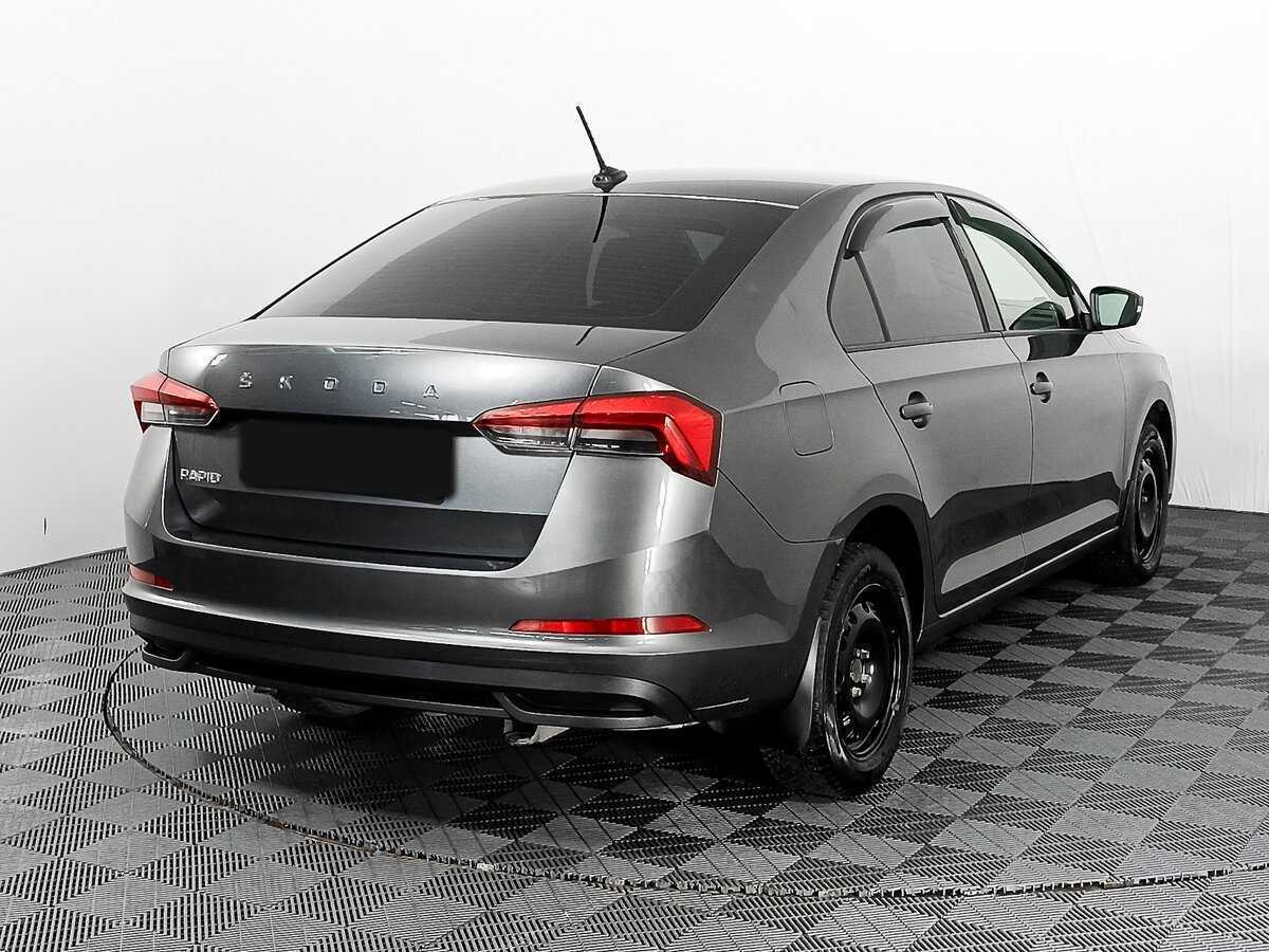 Skoda Rapid 2021 года с пробегом. Фото: #3