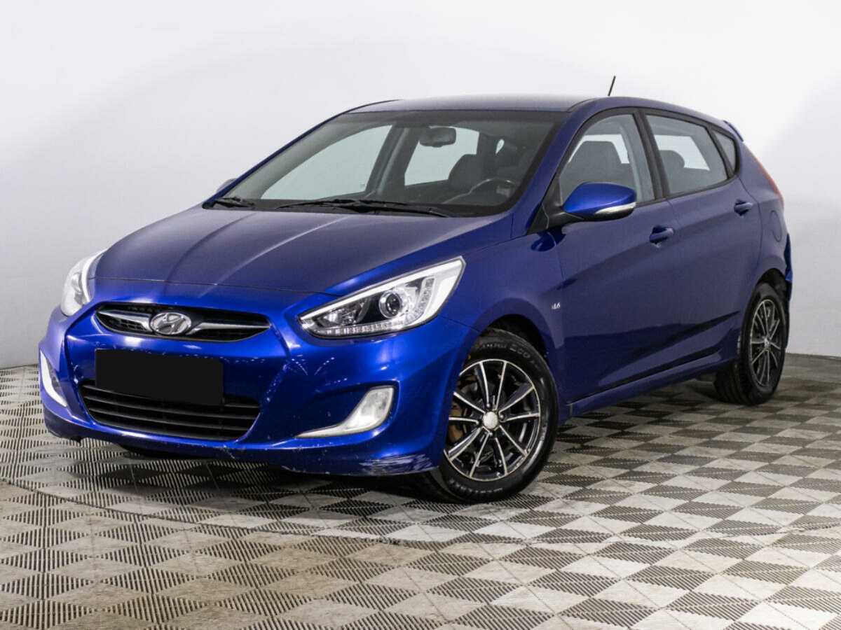 Hyundai Solaris 2013 года с пробегом. Посмотреть фото