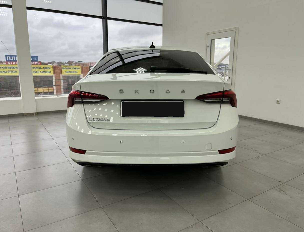 Skoda Octavia 2021 года с пробегом. Фото: #5
