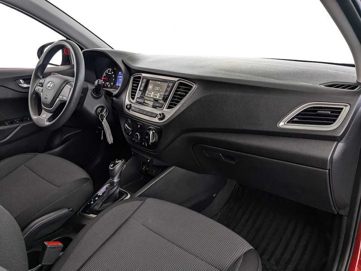 Hyundai Solaris 2021 года с пробегом. Фото: #12