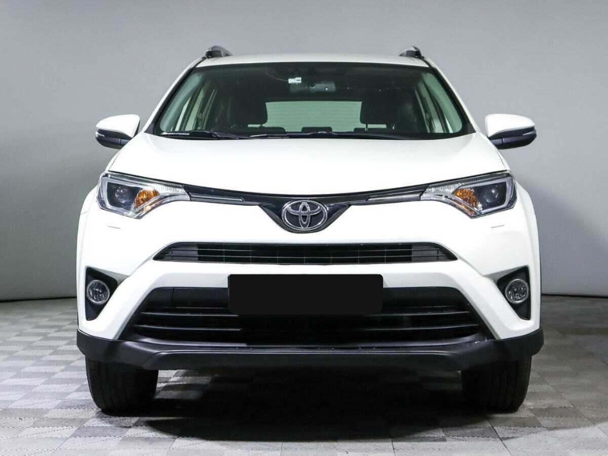 Toyota RAV4 2016 года с пробегом. Фото: #1