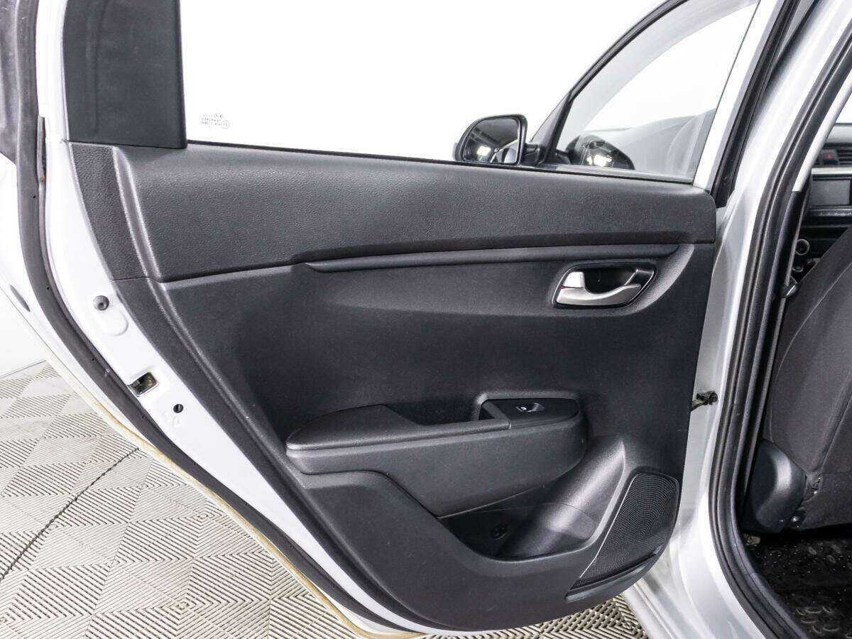 Kia Rio 2020 года с пробегом. Фото: #26