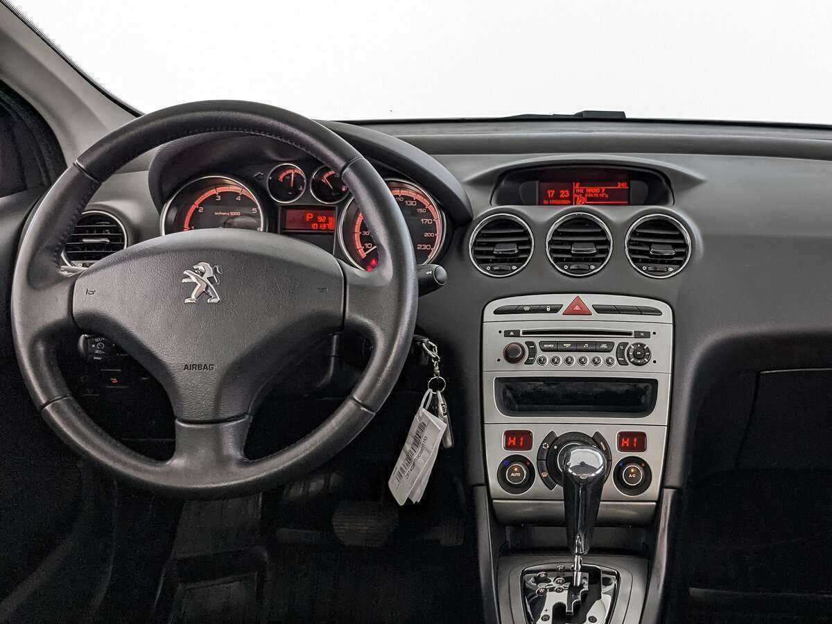 Peugeot 408 2013 года с пробегом. Фото: #13