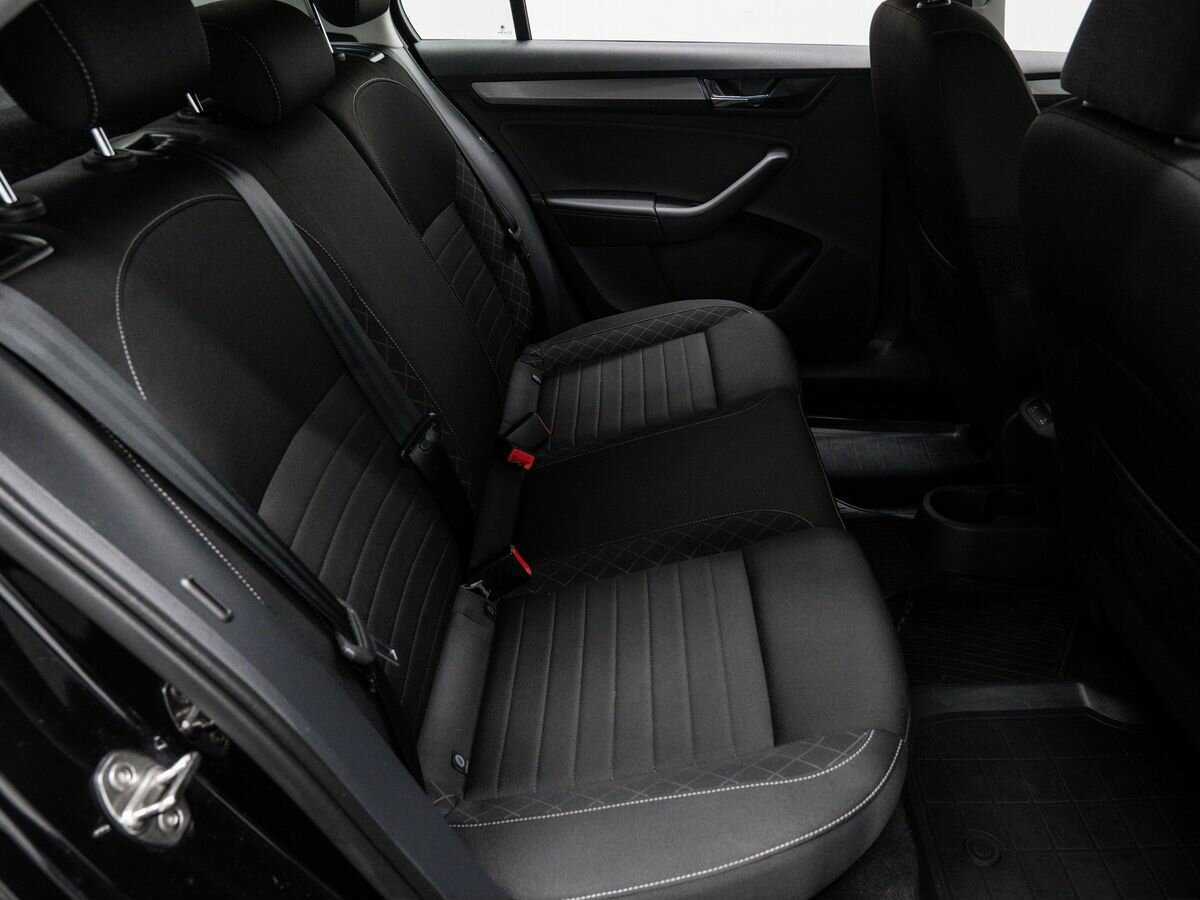 Skoda Rapid 2018 года с пробегом. Фото: #7