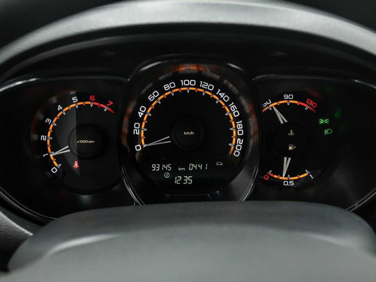 Lada (ВАЗ) Vesta 2019 года с пробегом. Фото: #20