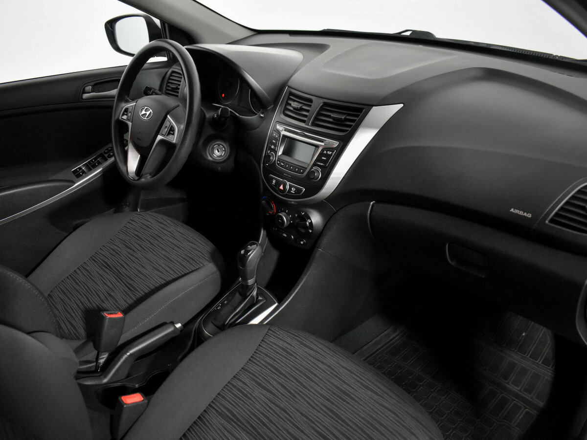 Hyundai Solaris 2015 года с пробегом. Фото: #10