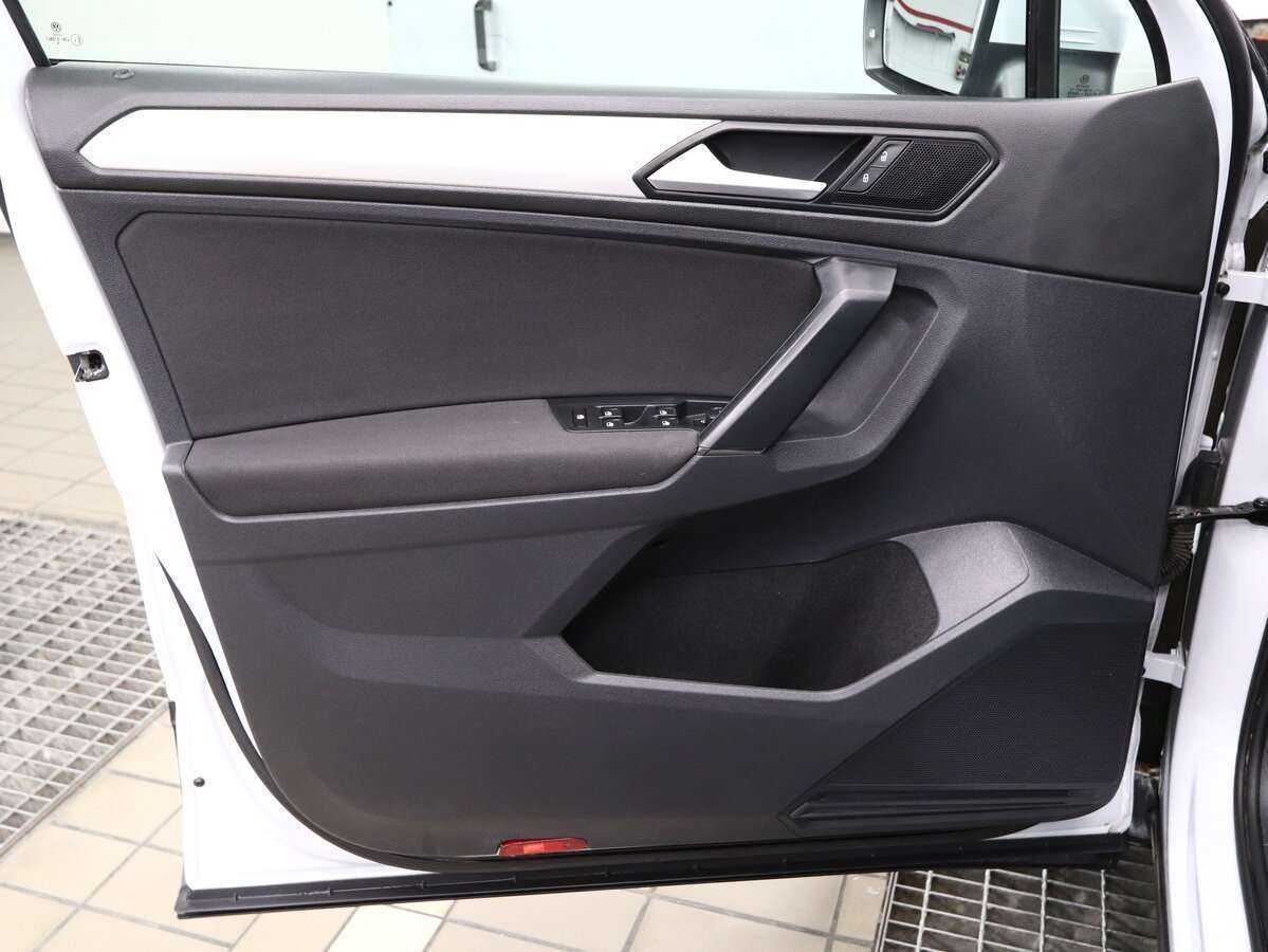 Volkswagen Tiguan 2019 года с пробегом. Фото: #4