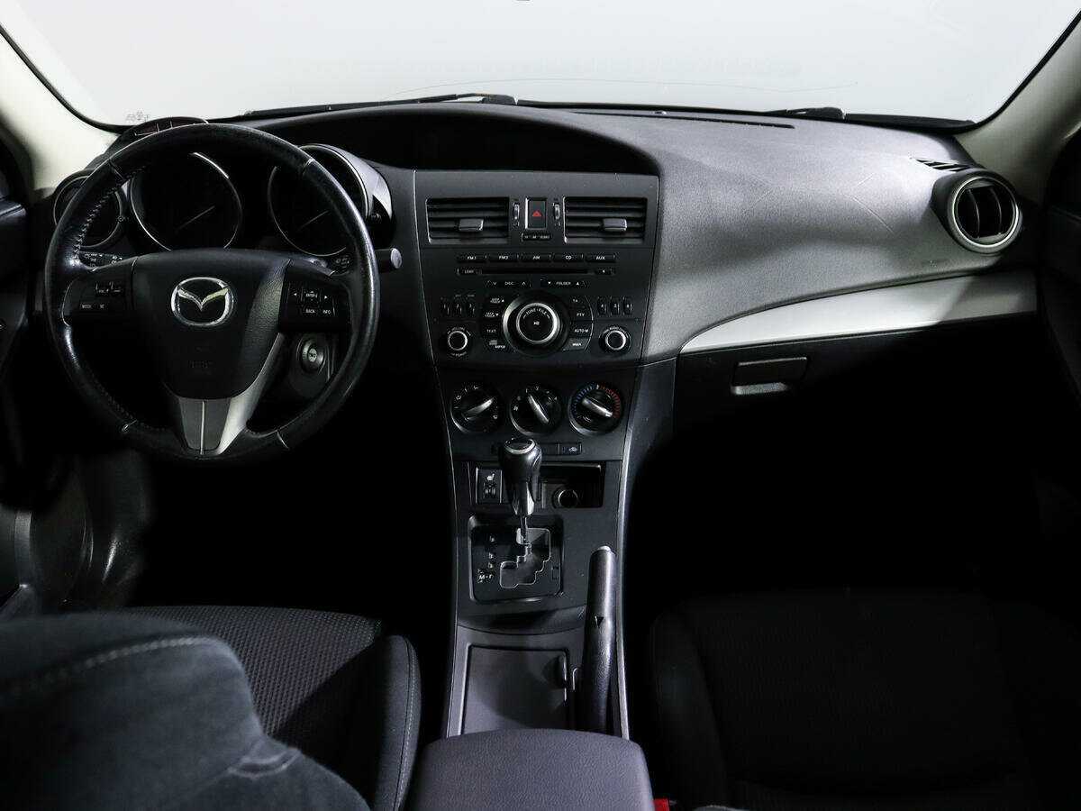 Mazda 3 2012 года с пробегом. Фото: #9