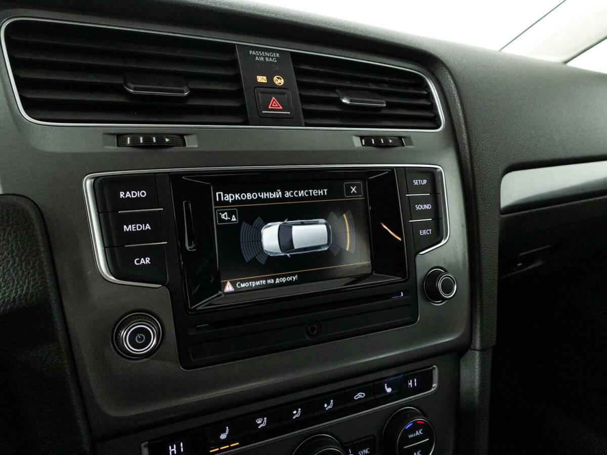 Volkswagen Golf 2013 года с пробегом. Фото: #14