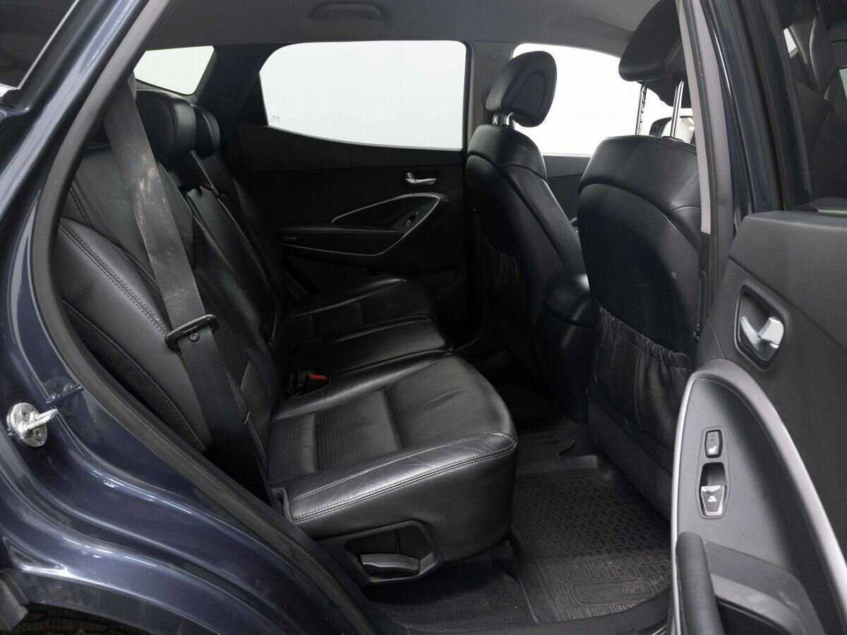 Hyundai Santa Fe 2012 года с пробегом. Фото: #9