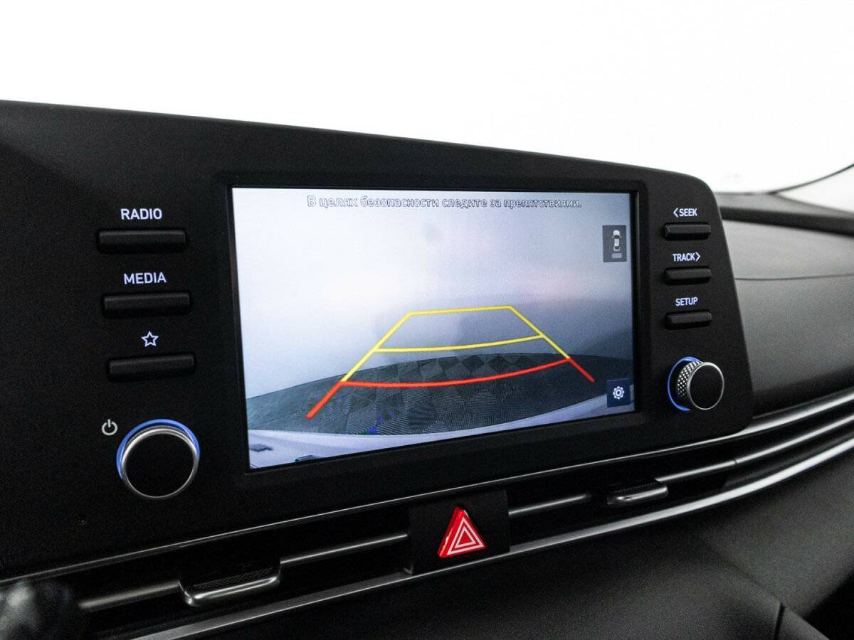 Hyundai Elantra 2021 года с пробегом. Фото: #15