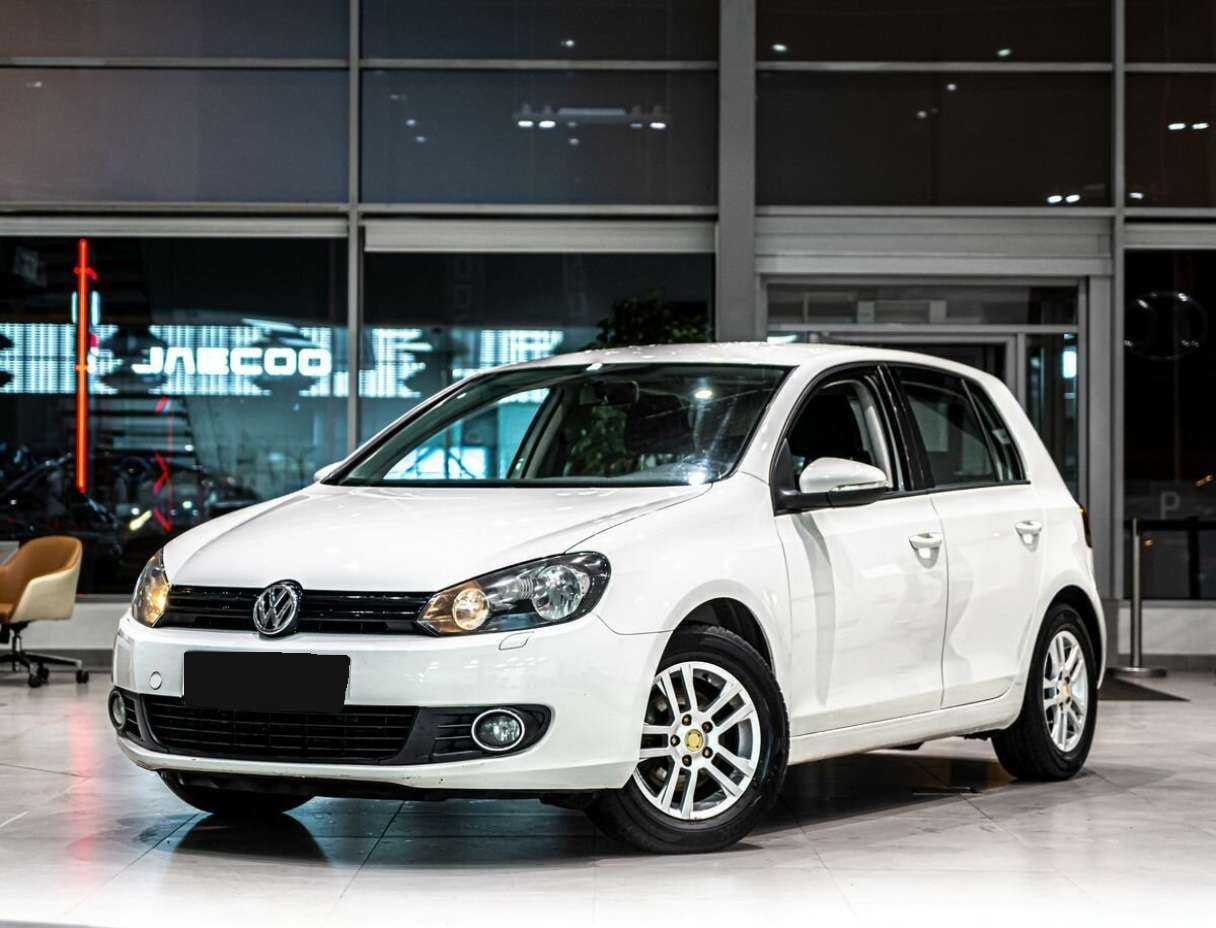 Volkswagen Golf 2012 года с пробегом. Посмотреть фото