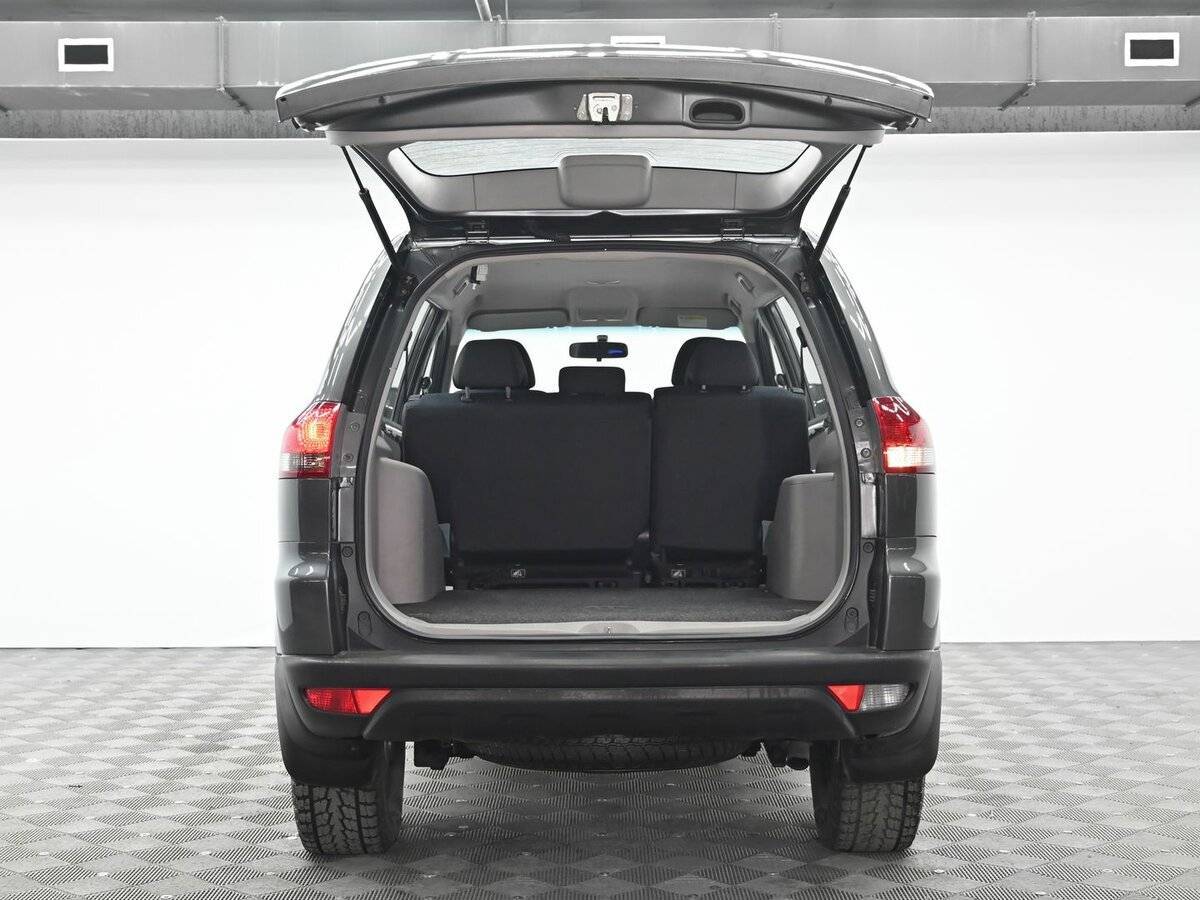 Mitsubishi Pajero Sport 2014 года с пробегом. Фото: #4