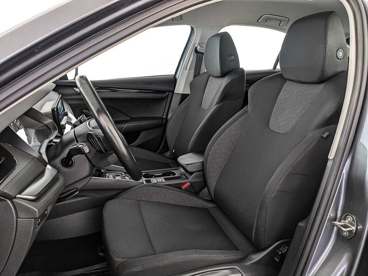 Skoda Octavia 2021 года с пробегом. Фото: #19