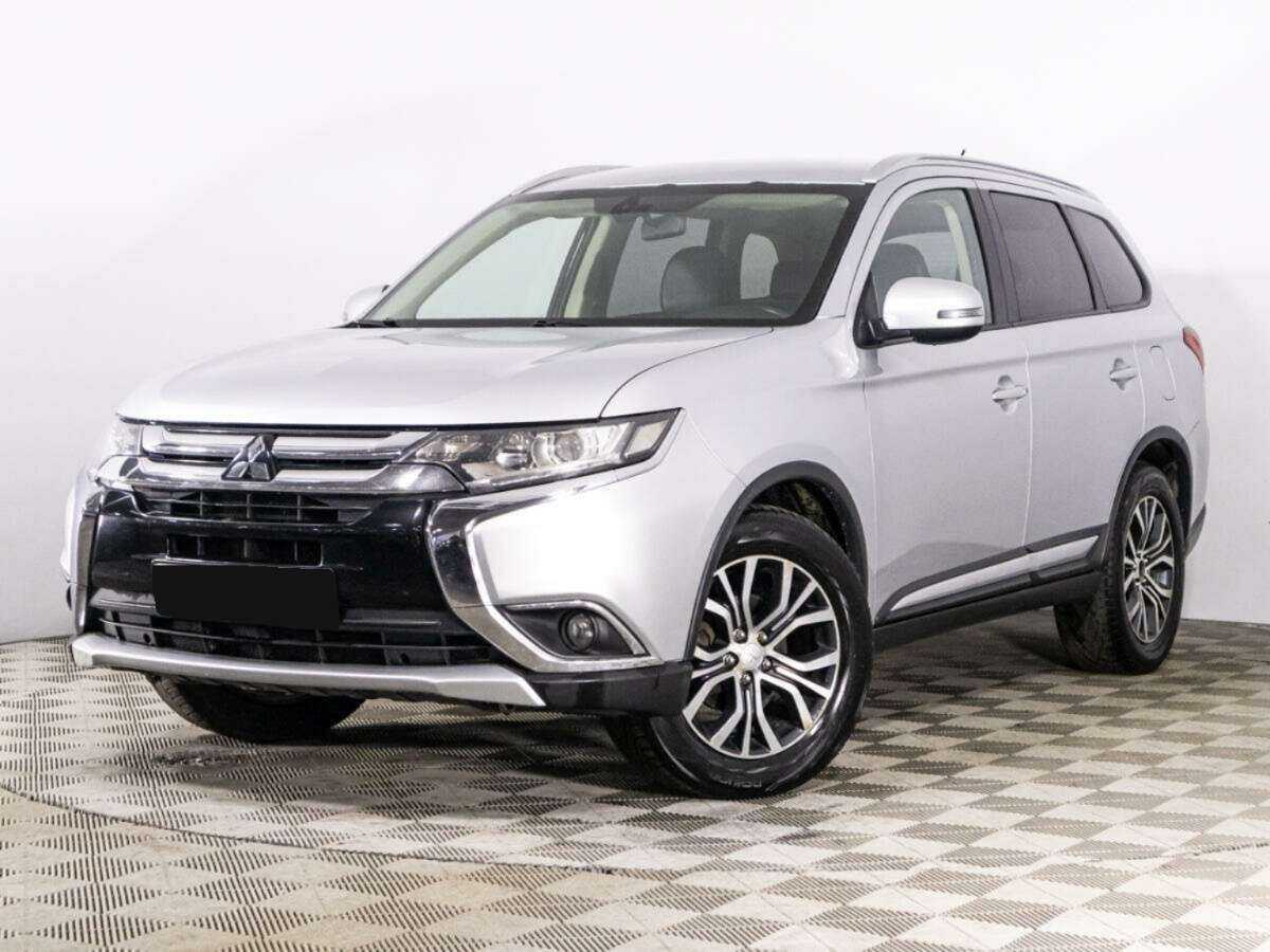Mitsubishi Outlander 2015 года с пробегом. Фото: #0