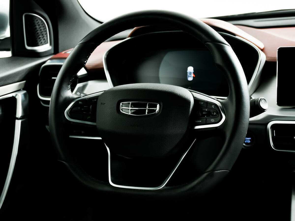 Geely Coolray 2022 года с пробегом. Фото: #13