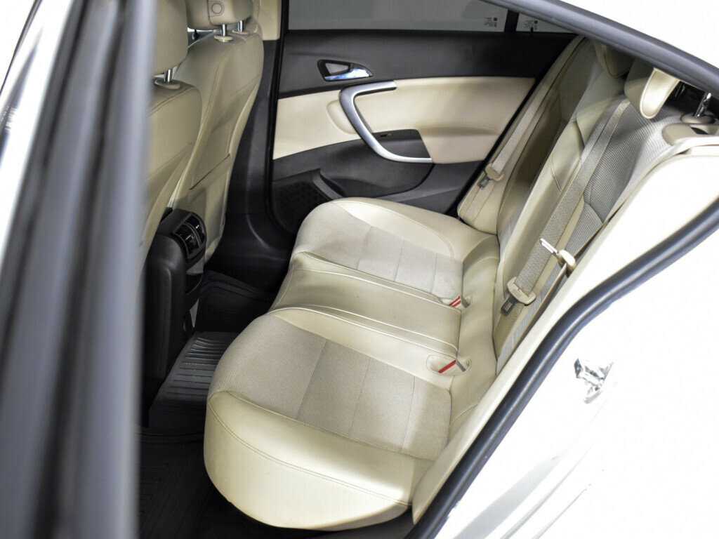 Opel Insignia 2012 года с пробегом. Фото: #10