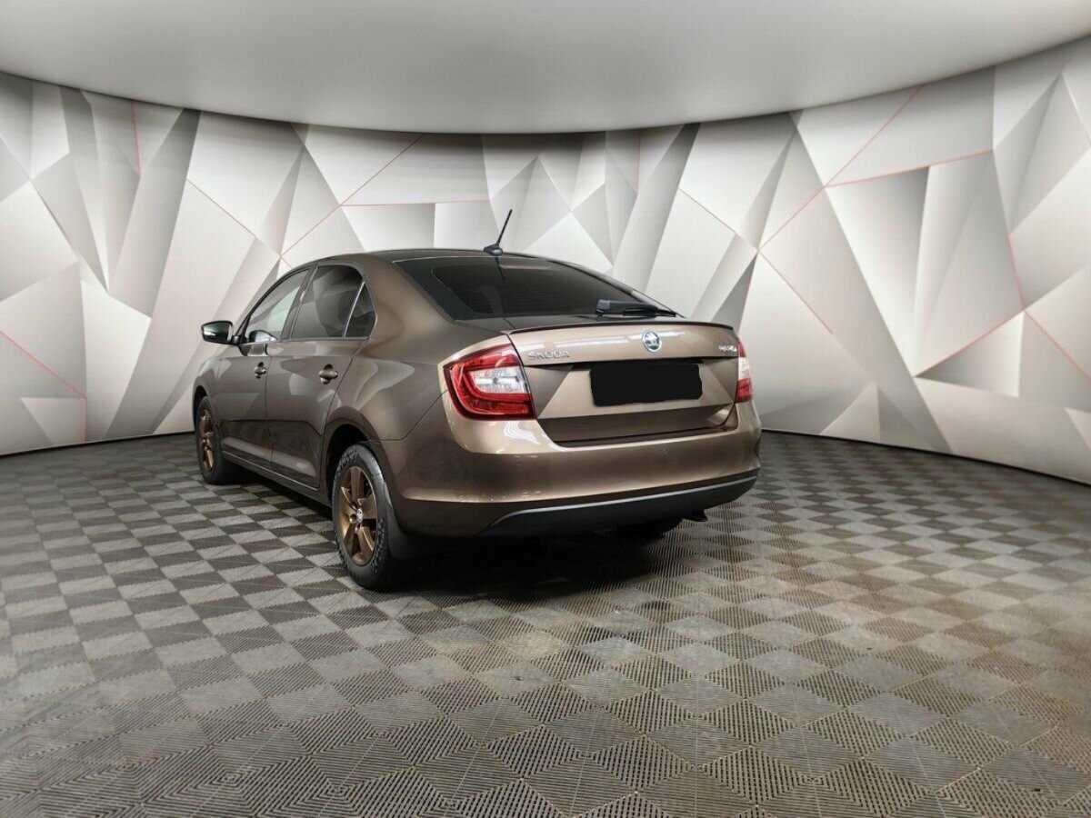 Skoda Rapid 2018 года с пробегом. Фото: #3