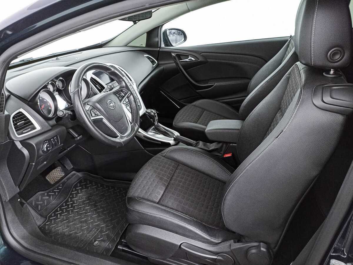 Opel Astra 2014 года с пробегом. Фото: #13