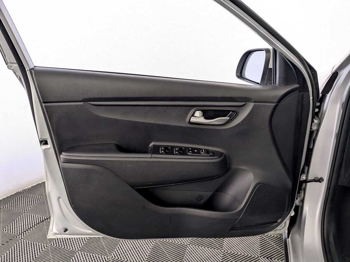 Kia Rio 2020 года с пробегом. Фото: #18