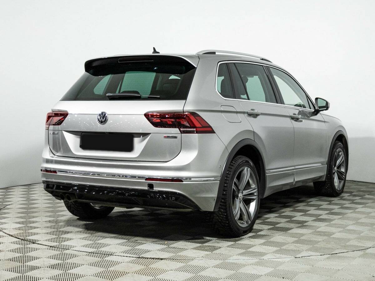 Volkswagen Tiguan 2018 года с пробегом. Фото: #4