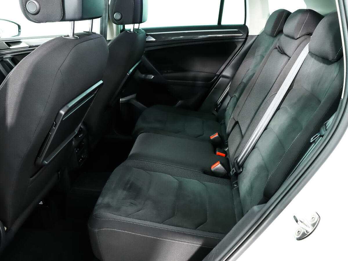 Volkswagen Tiguan 2019 года с пробегом. Фото: #9