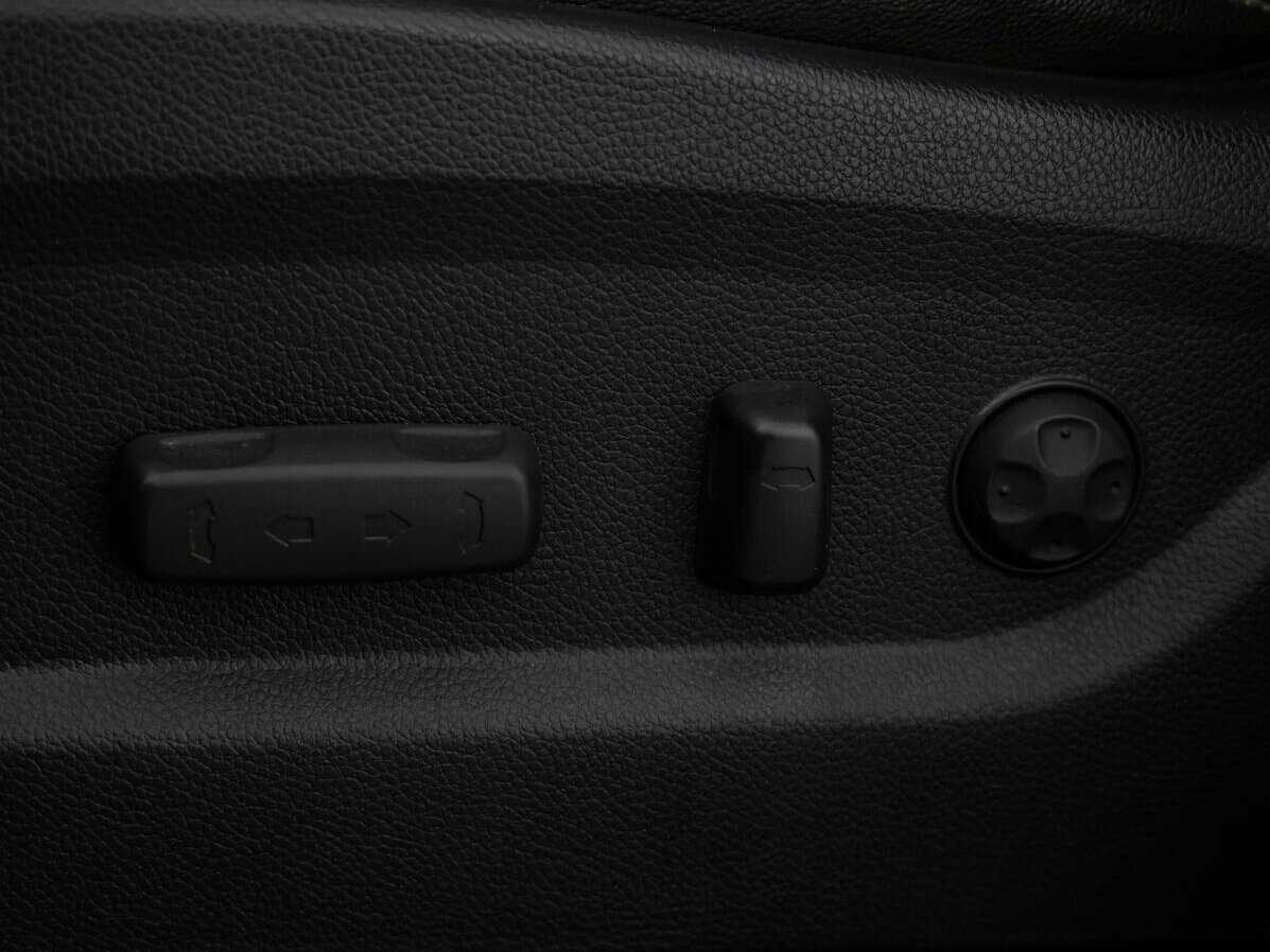 Hyundai Santa Fe 2014 года с пробегом. Фото: #12