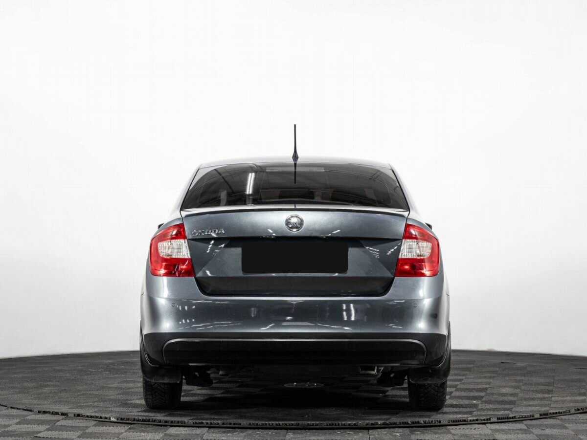 Skoda Rapid 2014 года с пробегом. Фото: #4