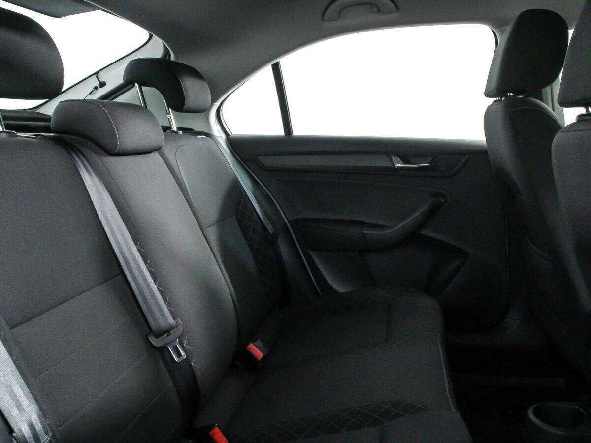 Skoda Rapid 2020 года с пробегом. Фото: #8