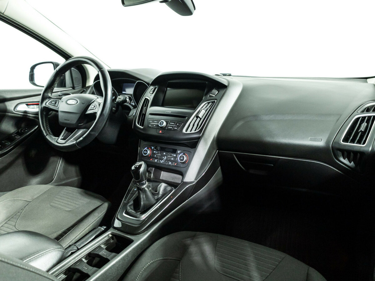 Ford Focus 2017 года с пробегом. Фото: #8