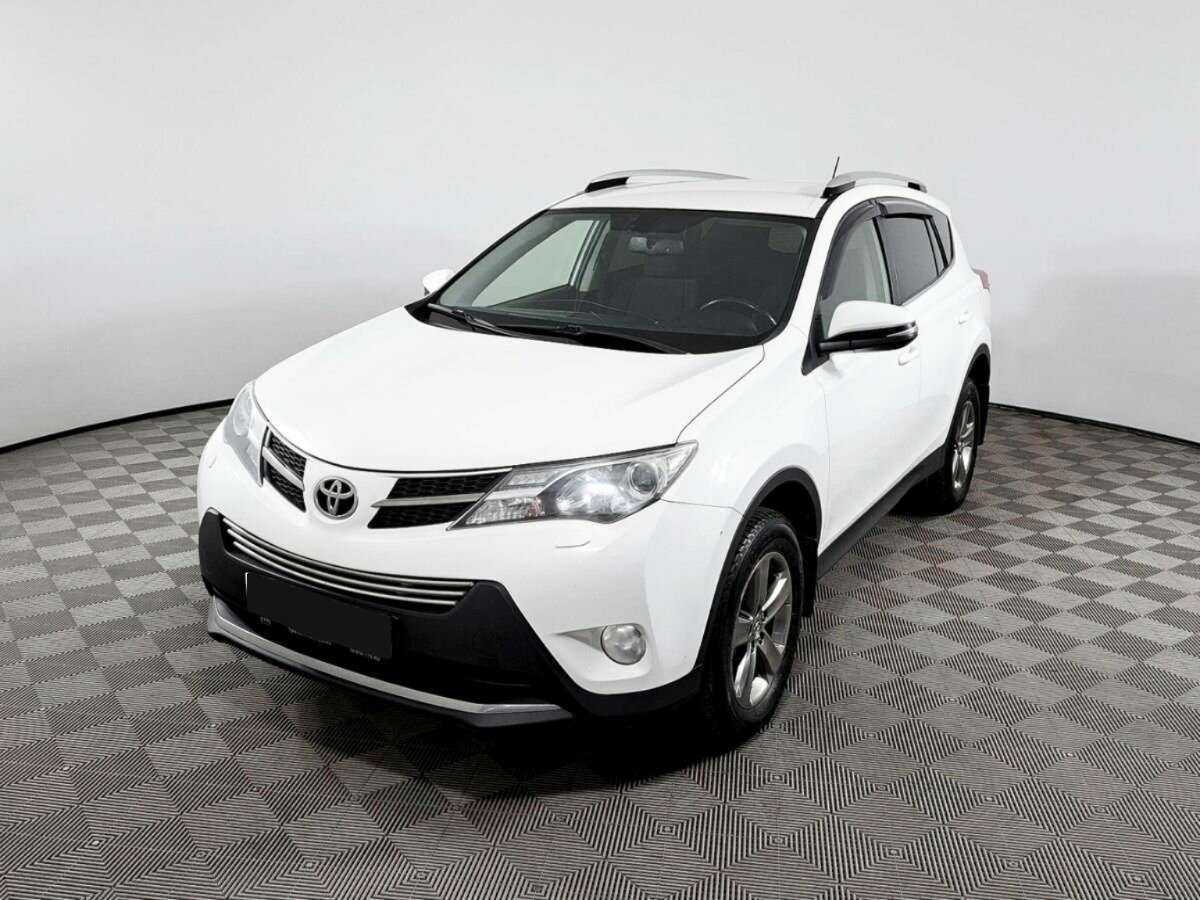Toyota RAV4 2015 года с пробегом. Фото: #0