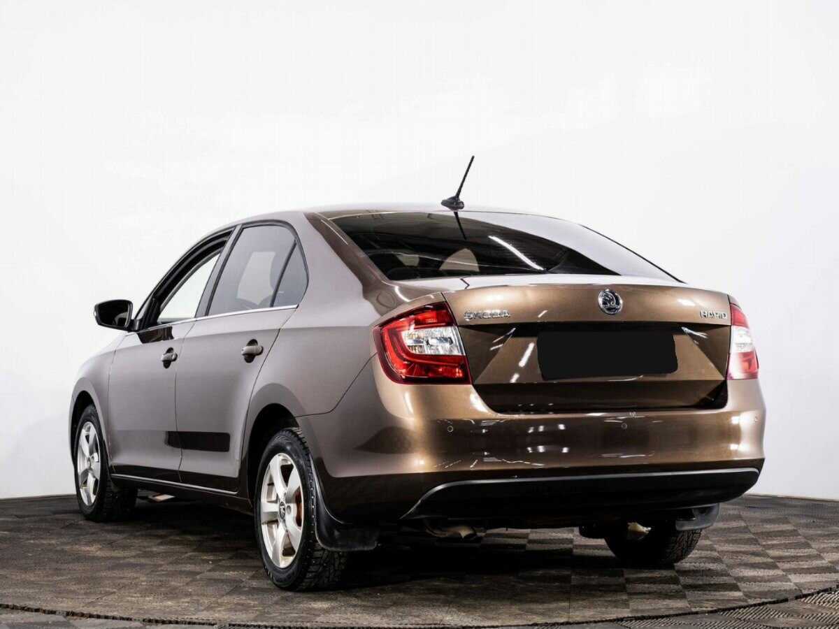 Skoda Rapid 2018 года с пробегом. Фото: #3