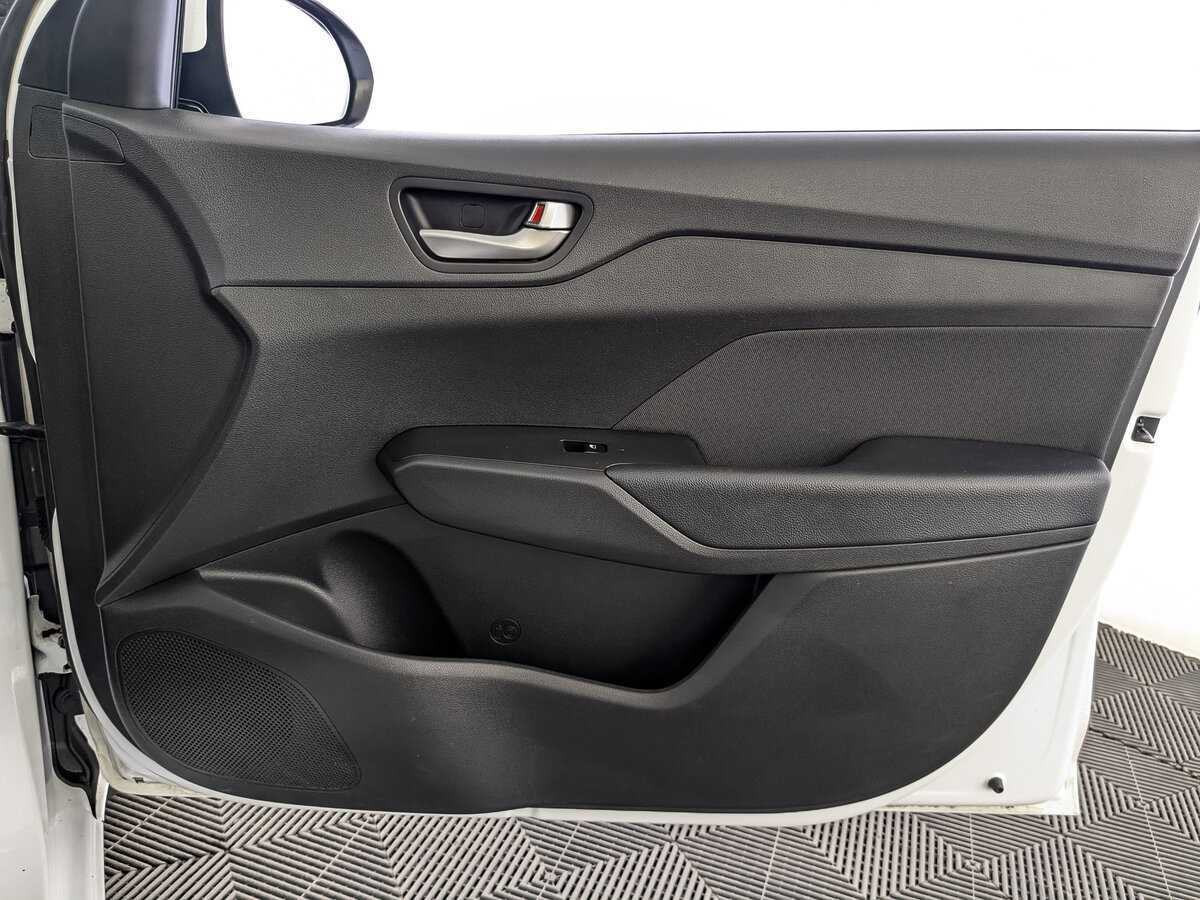 Hyundai Solaris 2017 года с пробегом. Фото: #21