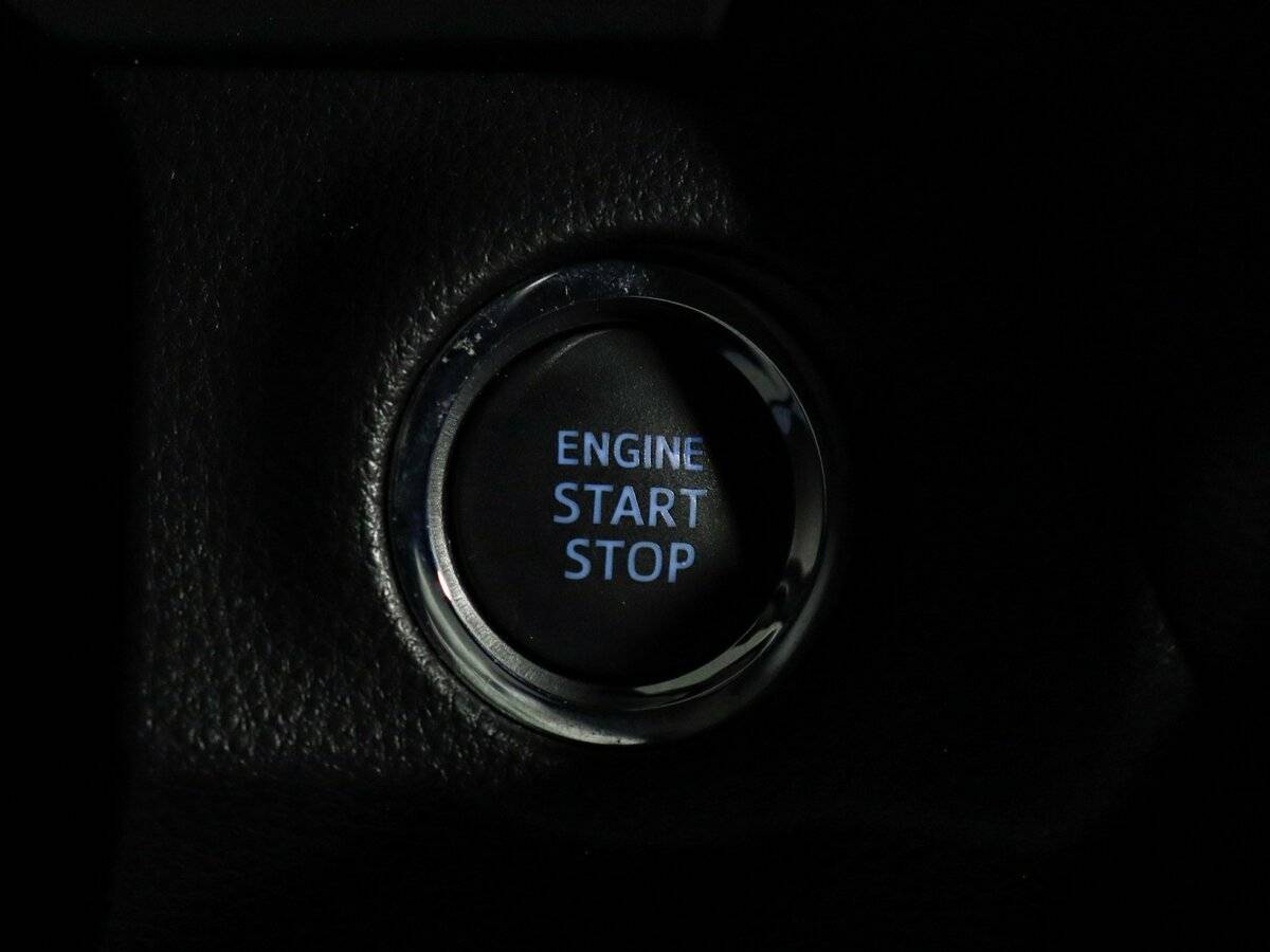 Toyota RAV4 2020 года с пробегом. Фото: #24