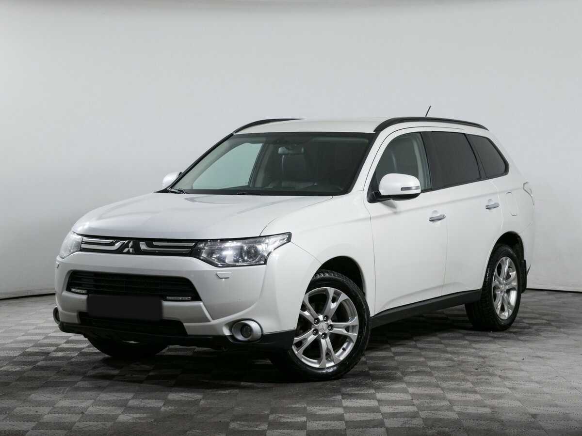Mitsubishi Outlander 2013 года с пробегом. Фото: #0