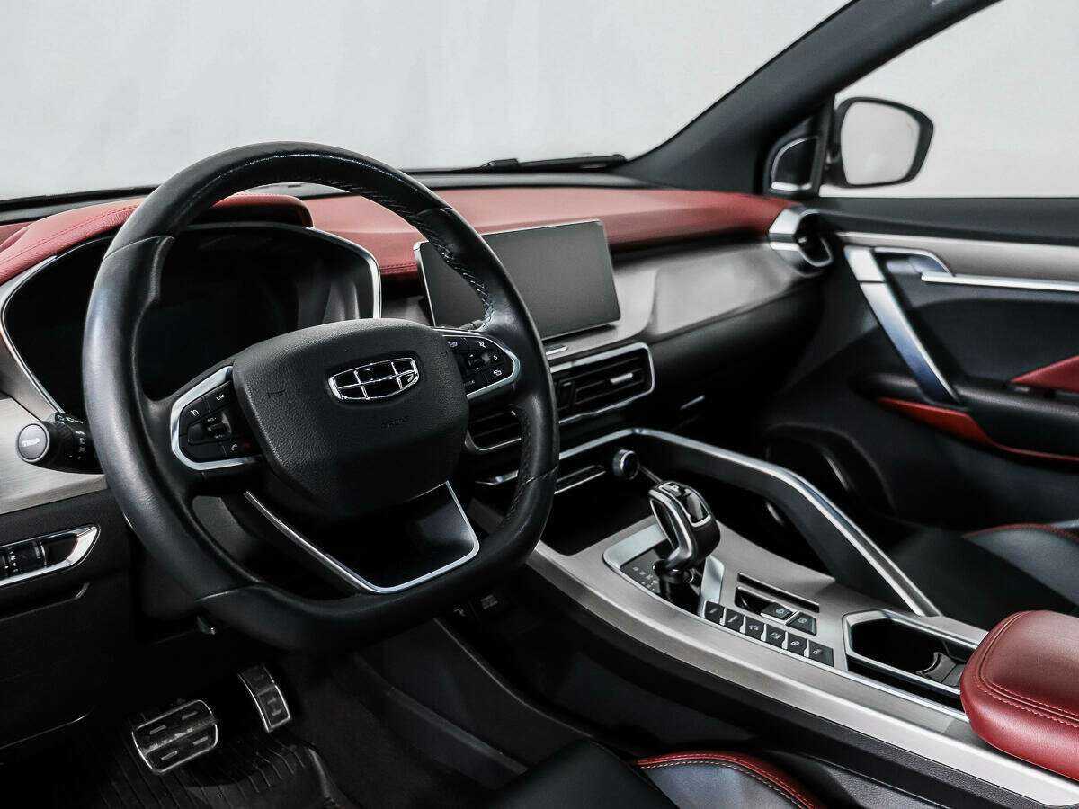 Geely Coolray 2021 года с пробегом. Фото: #8