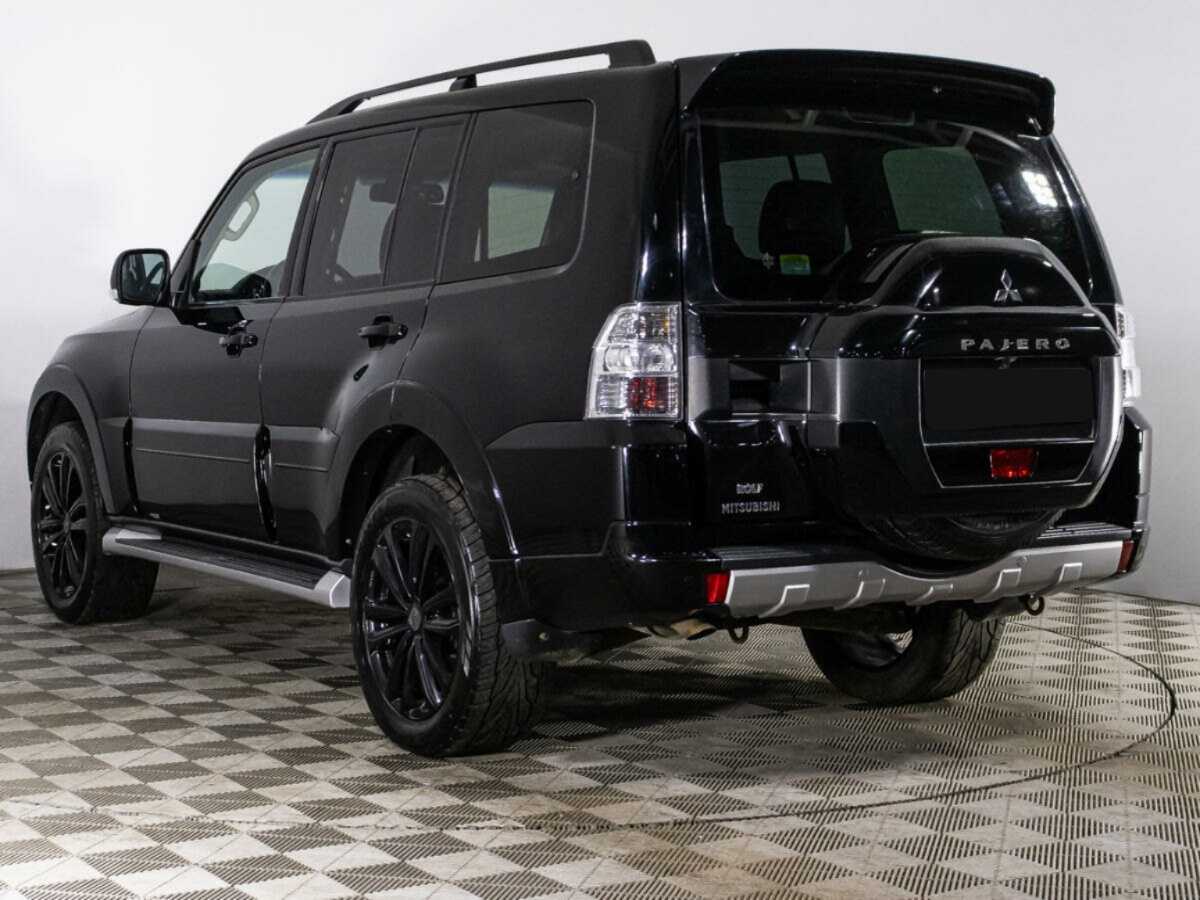 Mitsubishi Pajero 2015 года с пробегом. Фото: #6